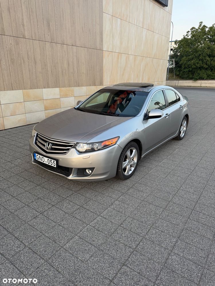 Honda Accord 2.0 i Executive - 1