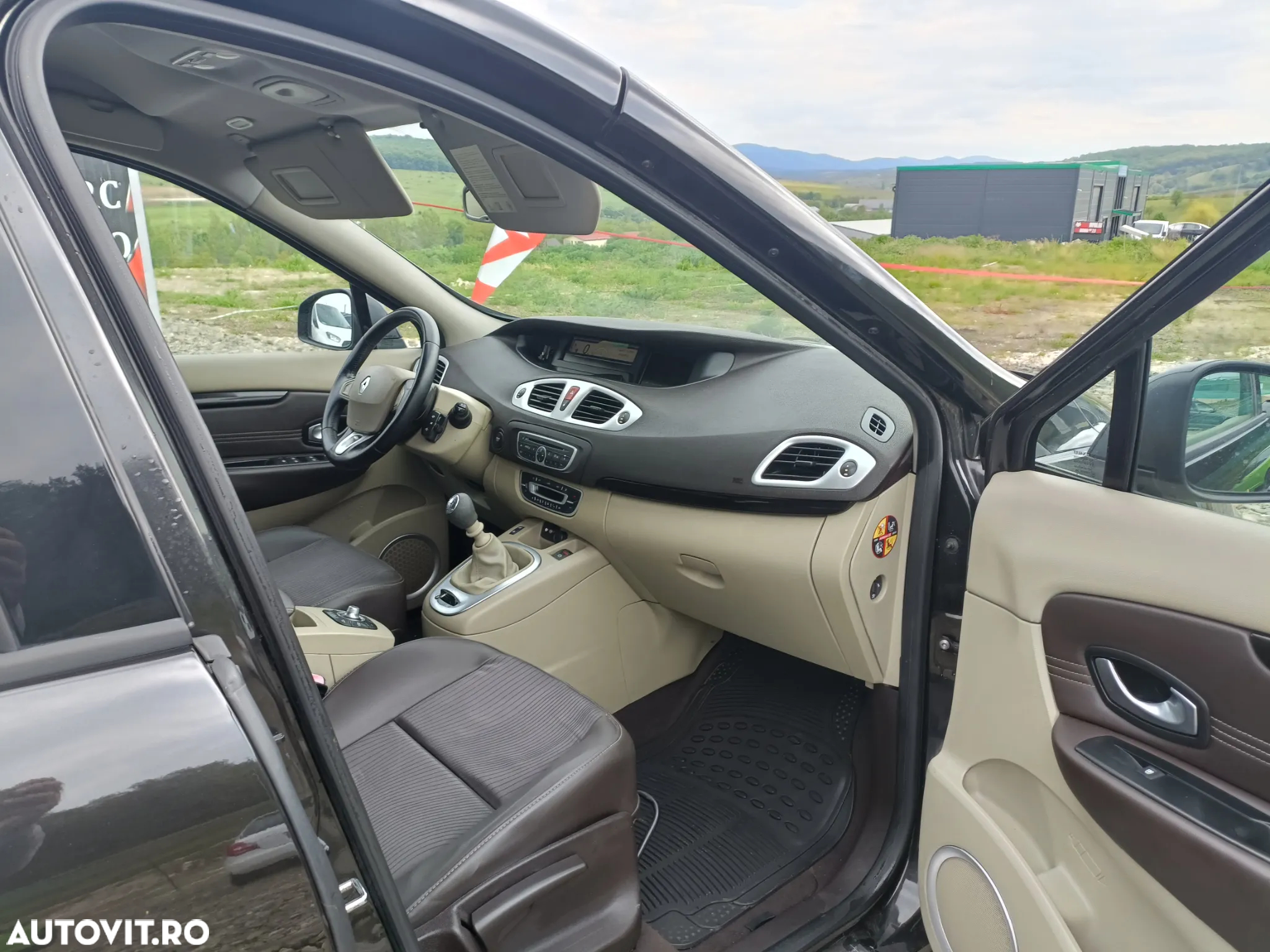 Renault Scenic 1.5dCi Expression - 8
