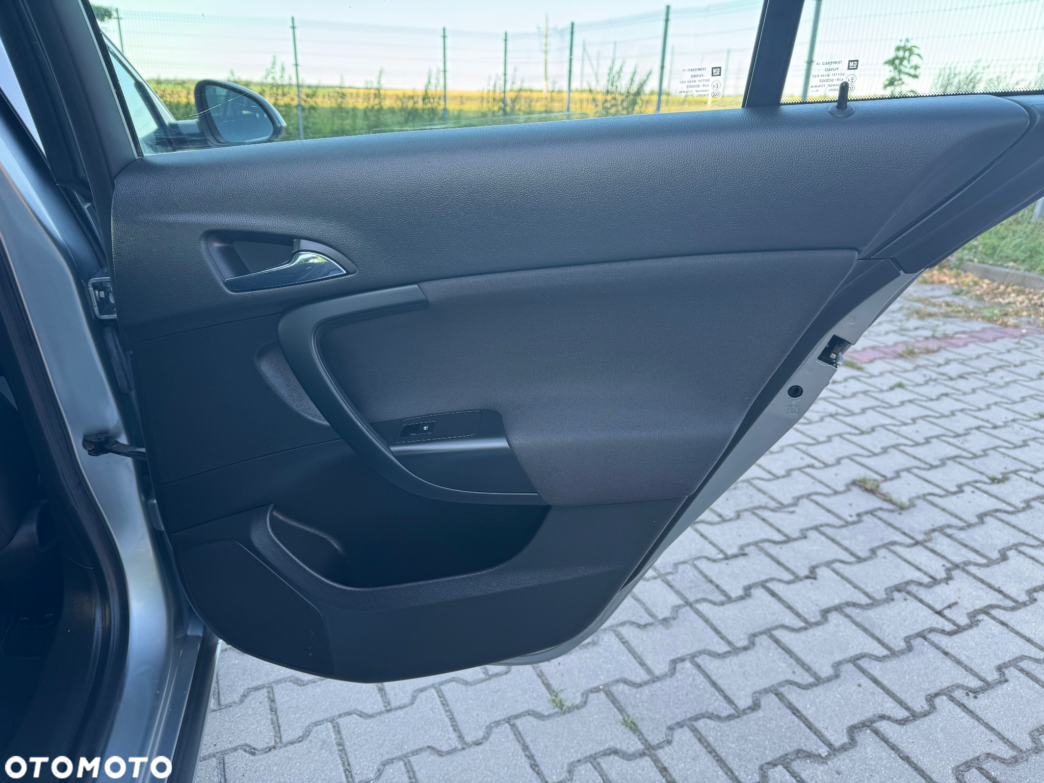 Opel Insignia - 24