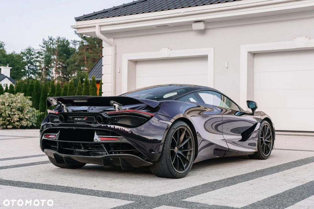 McLaren 720S Coupe - 9