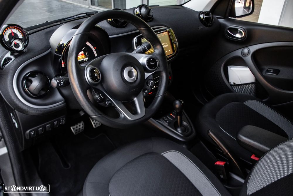 Smart ForFour EQ pulse - 21