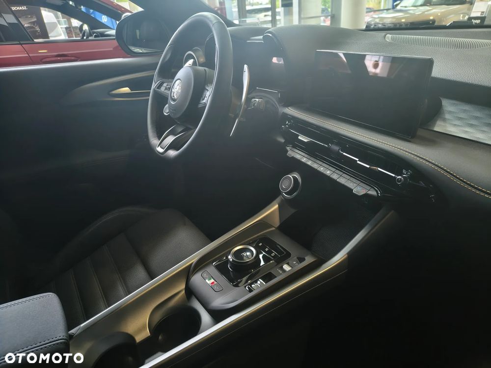 Alfa Romeo Tonale 1.6 JTD Veloce DCT - 10