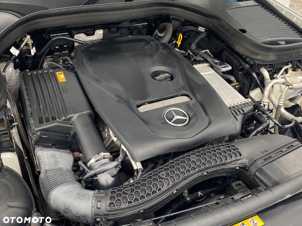 Mercedes-Benz GLC 250 4-Matic - 12