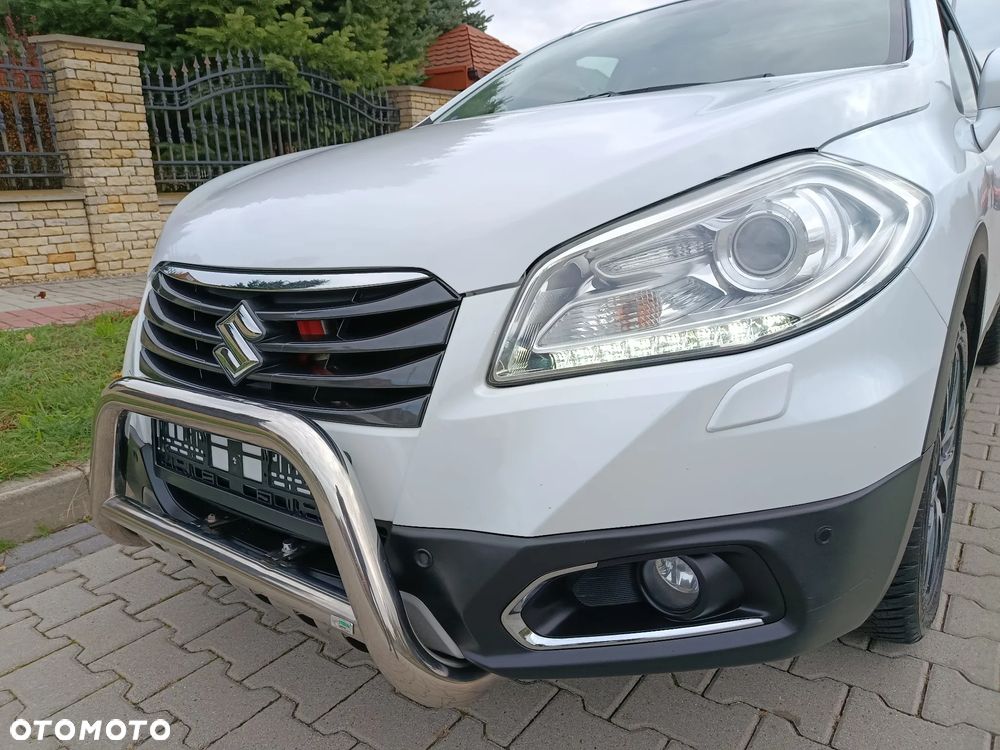 Suzuki SX4 S-Cross 1.6 VVT CVT 4x4 limited - 11
