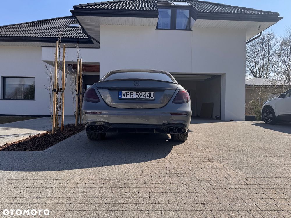 Mercedes-Benz Klasa E 220 d 4-Matic Business Edition 9G-TRONIC - 5
