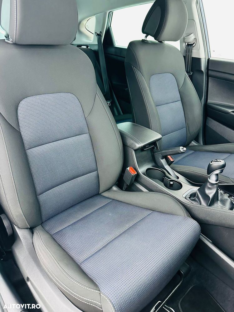 Hyundai Tucson blue 1.7 CRDi 2WD Passion Plus - 18