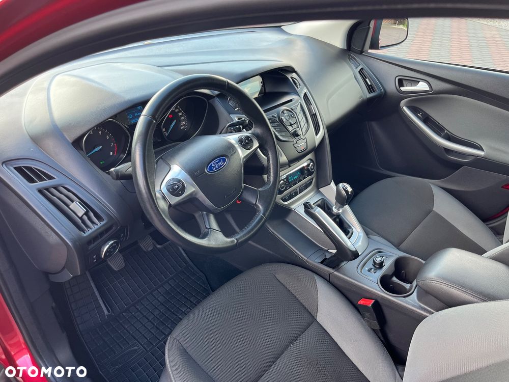 Ford Focus 1.6 EcoBoost Start-Stopp-System Trend - 28