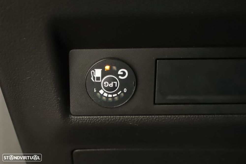 Renault Captur 1.0 TCe Techno Bi-Fuel - 21