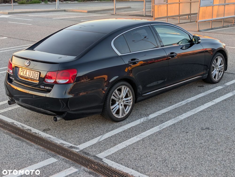 Lexus GS 450h - 9