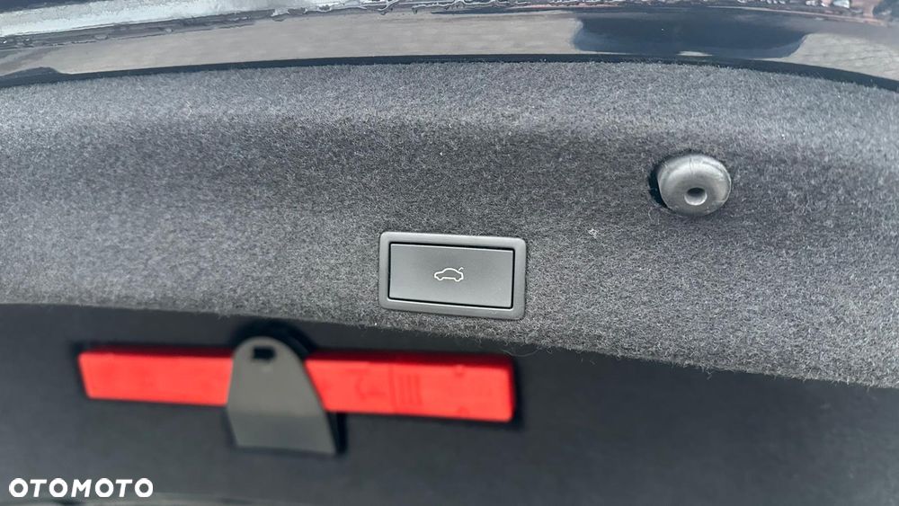 Volkswagen Passat 1.5 TSI EVO Elegance DSG - 20