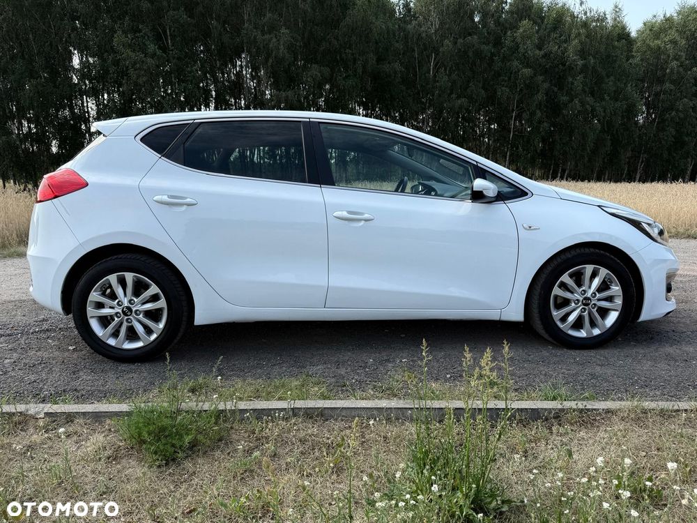 Kia Ceed 1.4 Smart Plus - 9