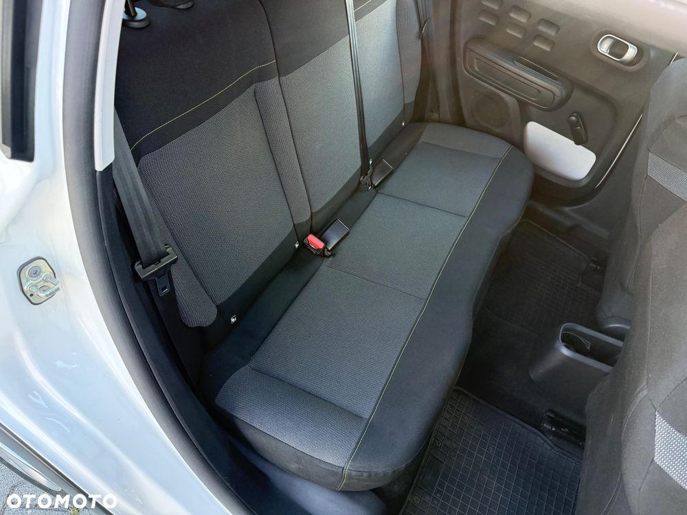 Citroën C3 Pure Tech 82 FEEL - 22