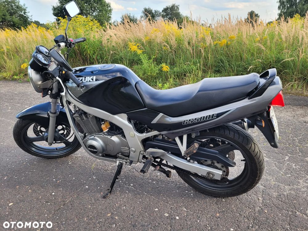 Suzuki GS - 9