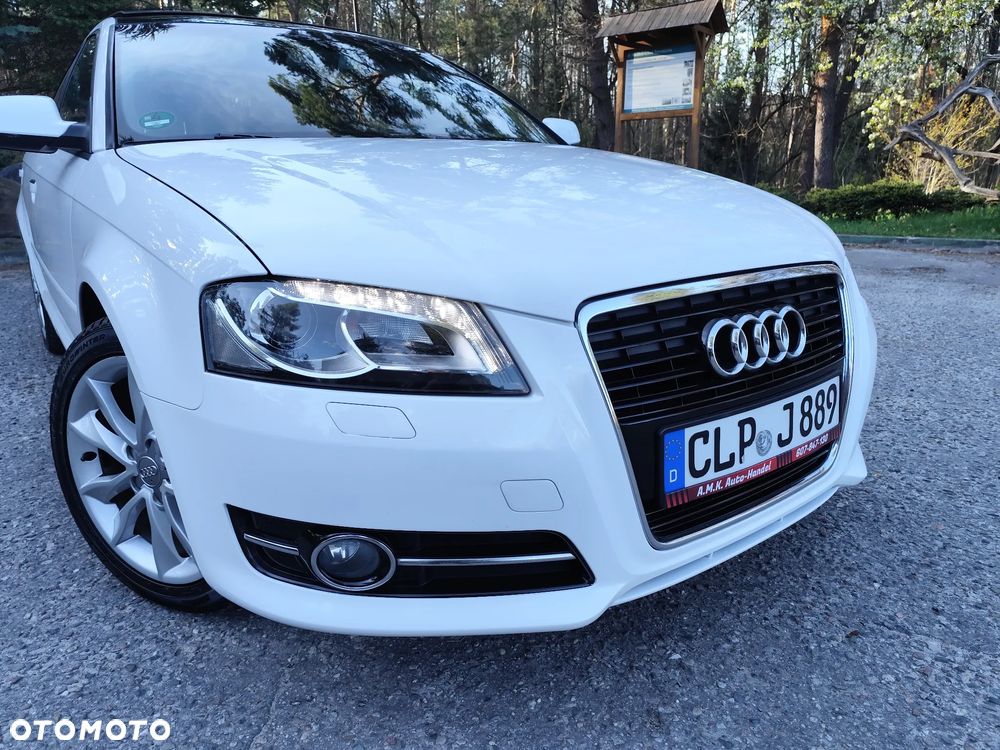 Audi A3 Sportback 2.0 TDI DPF S tronic Ambiente - 4