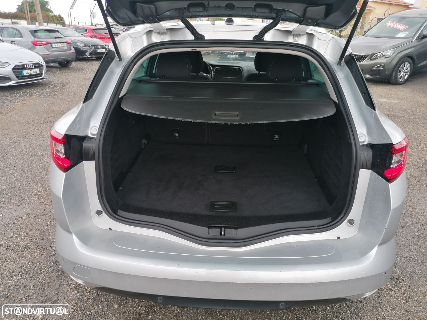Renault Mégane Sport Tourer 1.5 Blue dCi Limited - 9