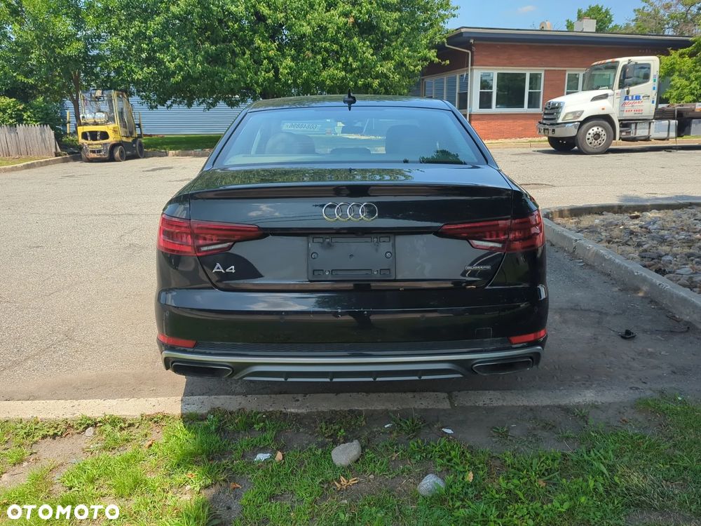 Audi A4 Limousine - 7