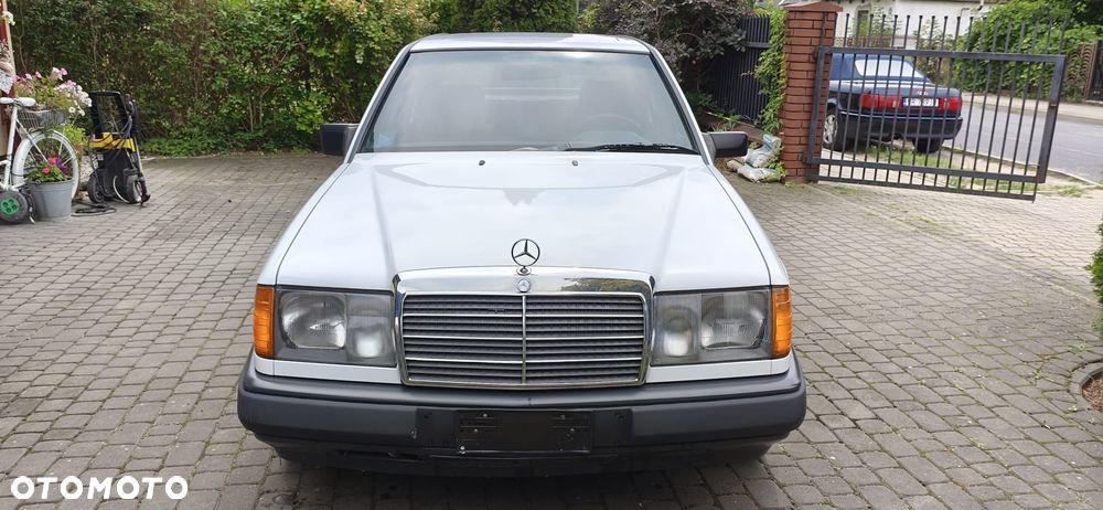 Mercedes-Benz W124 (1984-1993) - 3