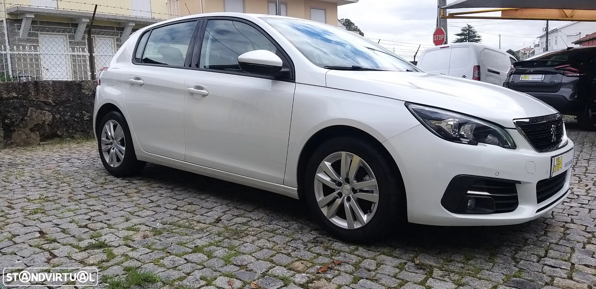 Peugeot 308 1.2 PureTech Allure - 3