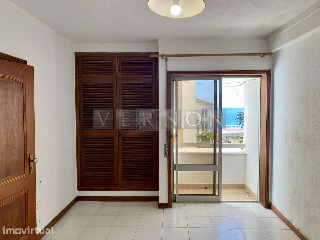 Algarve para venda apartamento T2 com Vista Mar a 50m da Praia da Roch - Grande imagem: 5/24