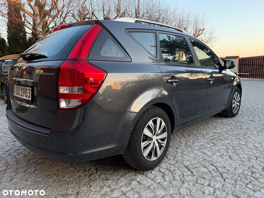 Kia Ceed 1.6 Crdi Comfort + - 10