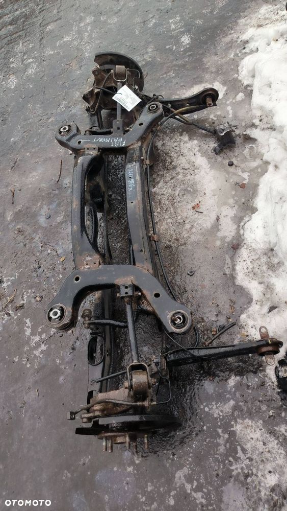 BELKA / SANKI TYŁ FIAT FREEMONT - 2