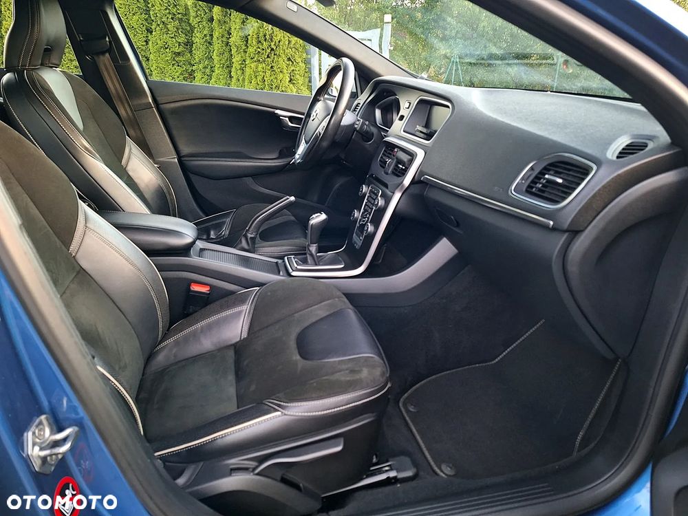 Volvo V40 D3 RDesign - 24