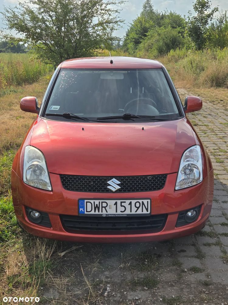 Suzuki Swift 1.3 GLX / Comfort - 1