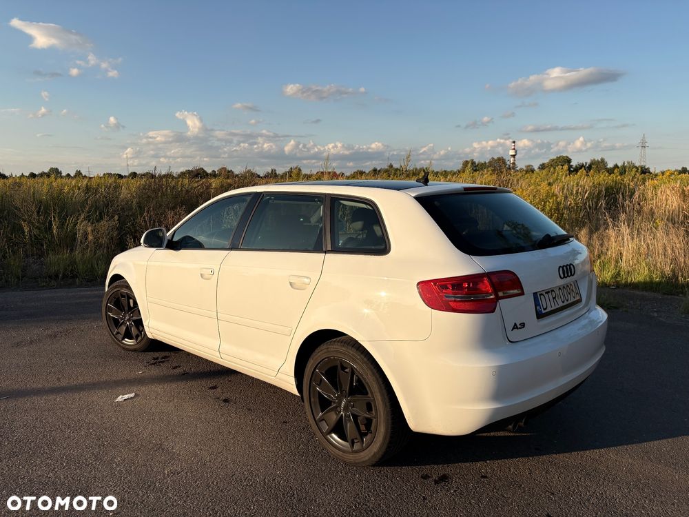 Audi A3 Sportback 1.8T FSI Ambition - 2