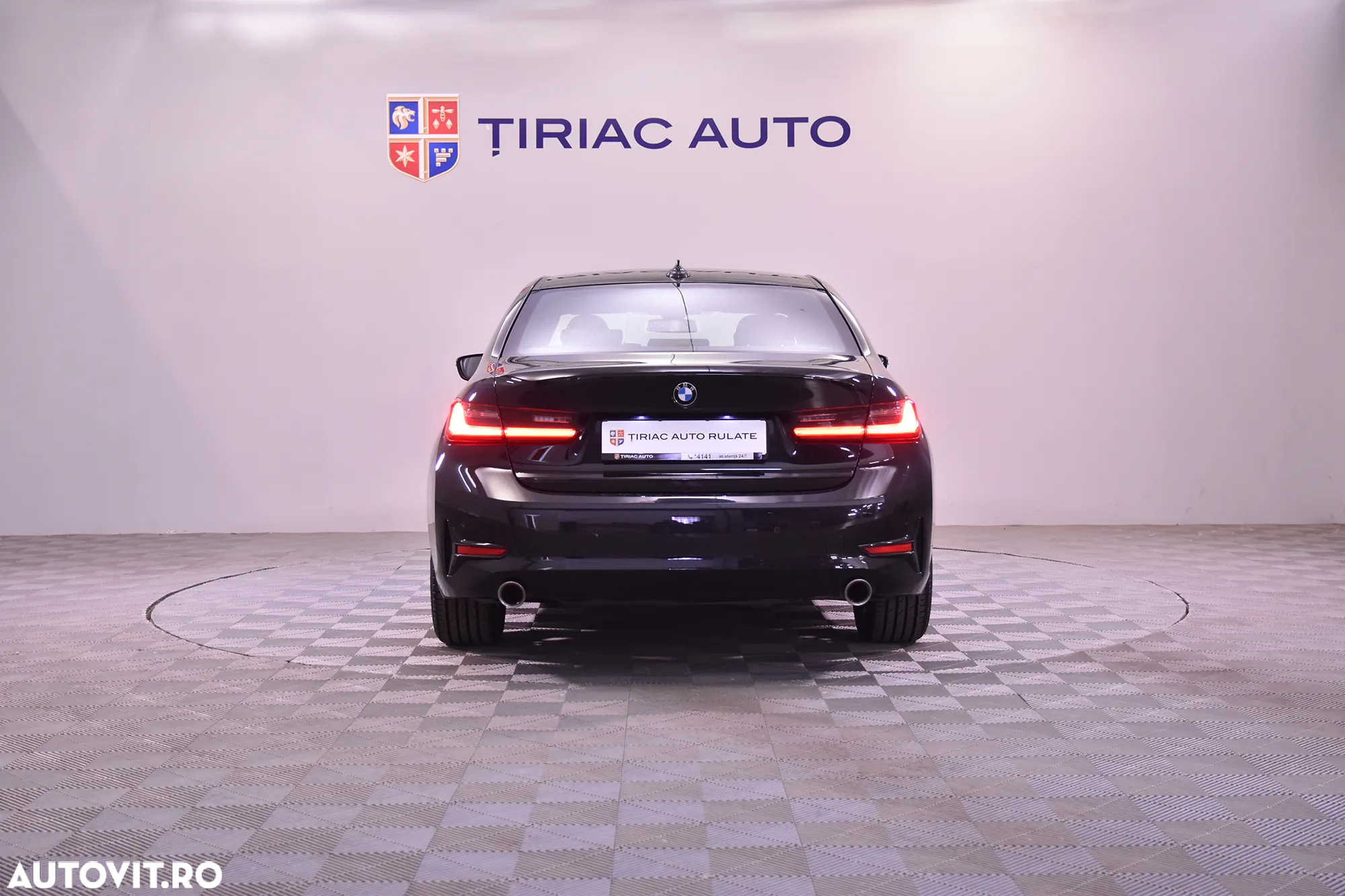BMW Seria 3 320i AT - 4
