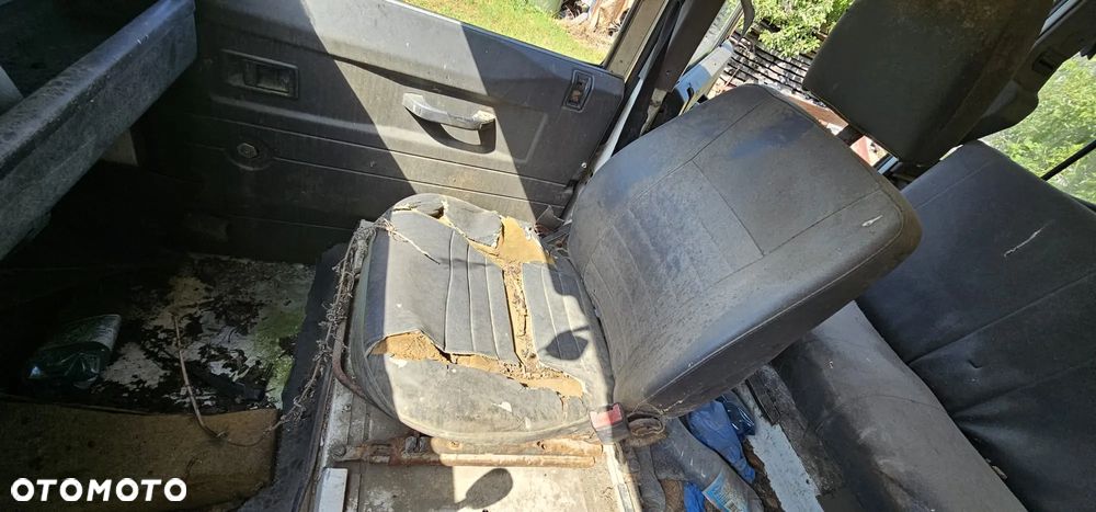 Land Rover Defender 110 2.5td części fotele ławka kierownica silnik skrzynia reduktor most maska dach szyba - 7