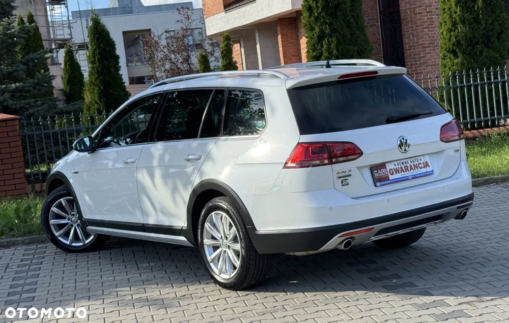 Volkswagen Golf - 12