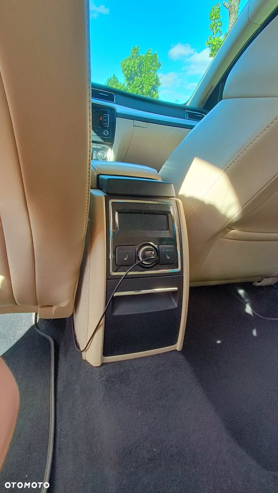 Skoda Superb 2.0 TSI Elegance DSG - 21