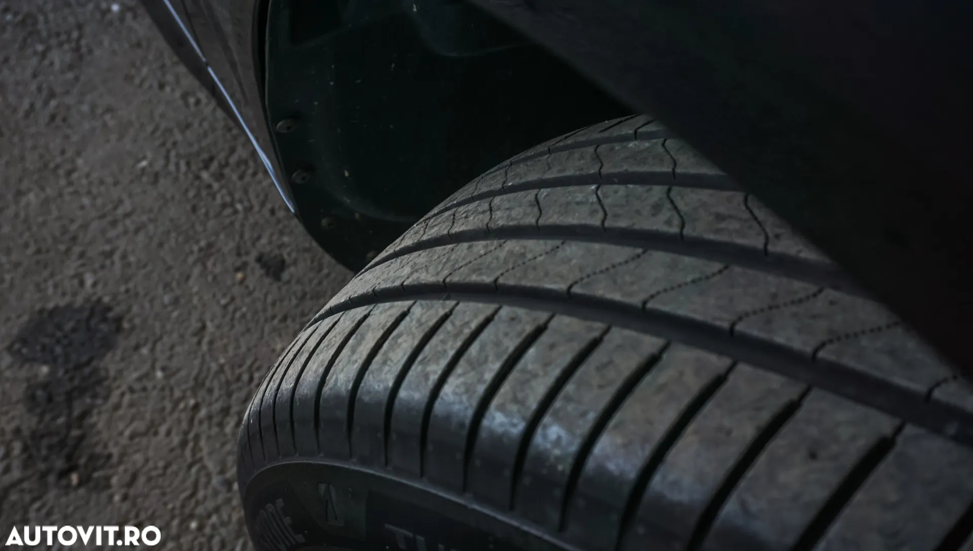 Volvo XC 60 D5 AWD Geartronic RDesign - 31