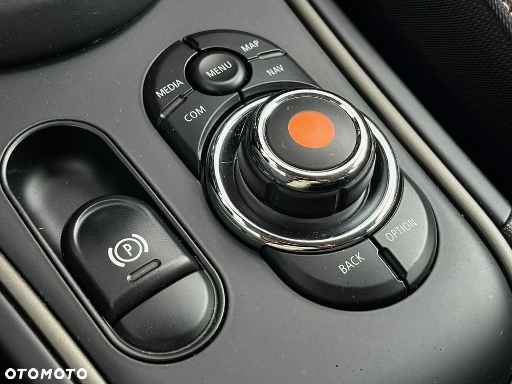 MINI Countryman Cooper SE ALL4 - 24