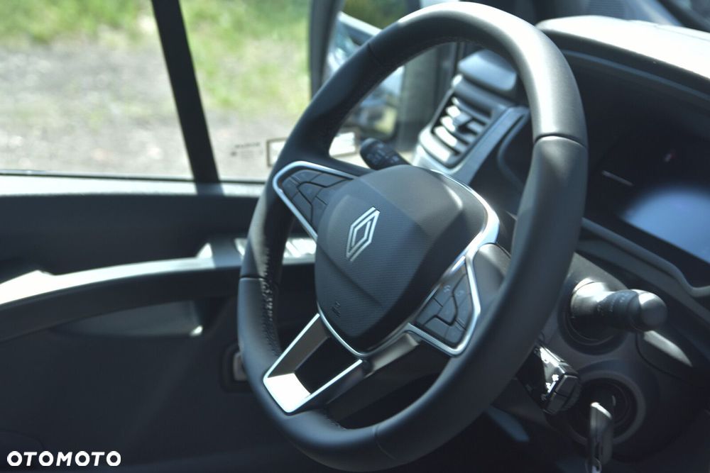 Renault Trafic - 10