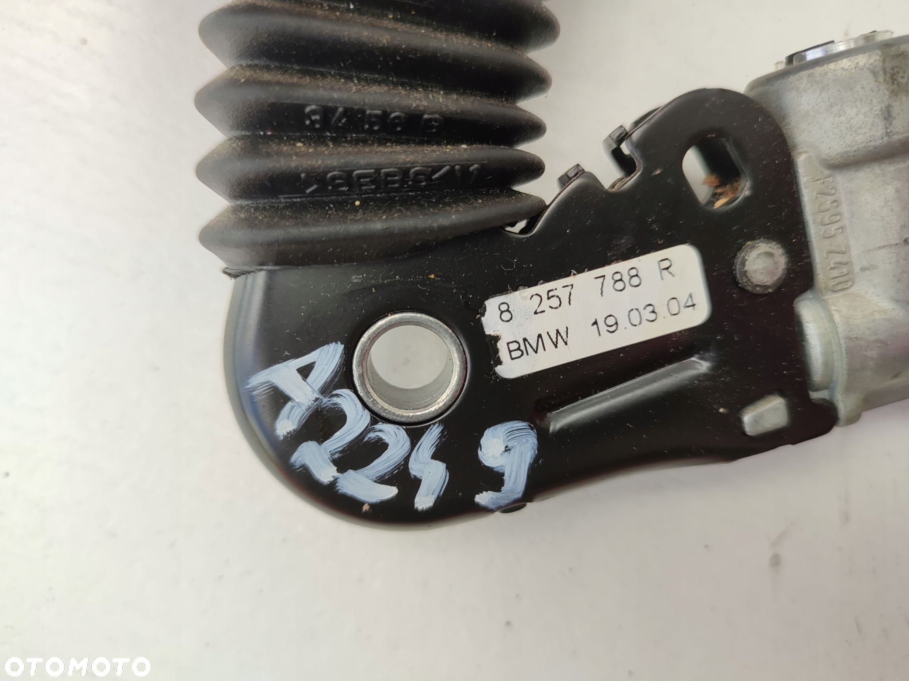 Napinacz pasa prawy przód pasażera BMW 3 E46 LIFT 8257788 EUROPA - 3