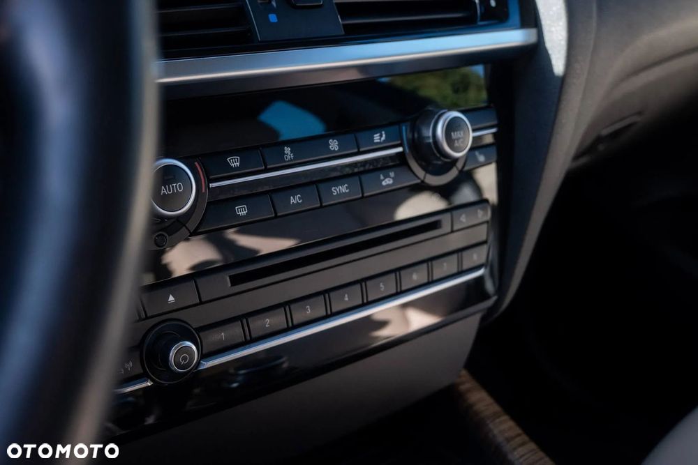 BMW X4 xDrive20d xLine - 10