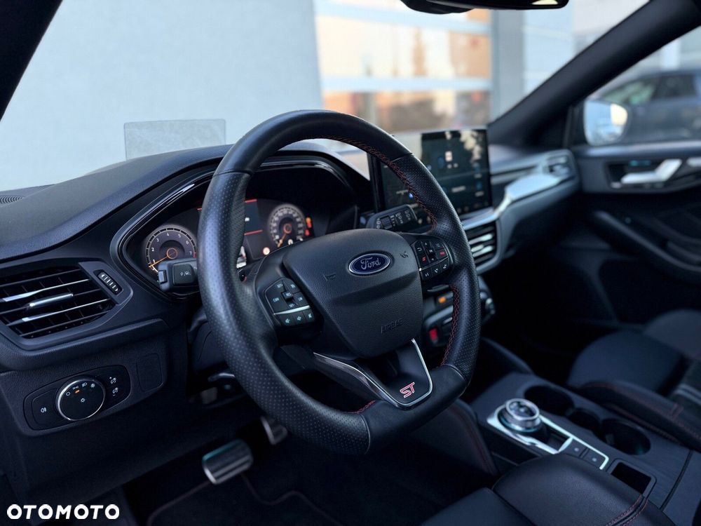 Ford Focus 2.3 EcoBoost ST X - 17