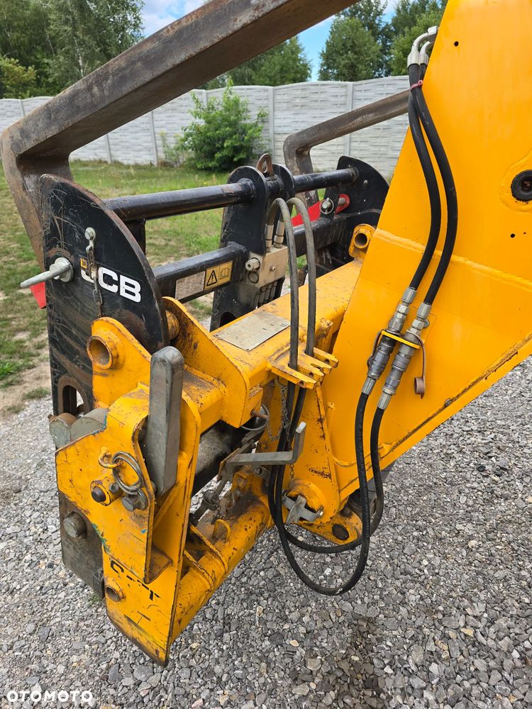 JCB - 5