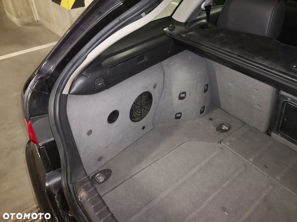 Alfa Romeo 156 2.5 V6 - 23
