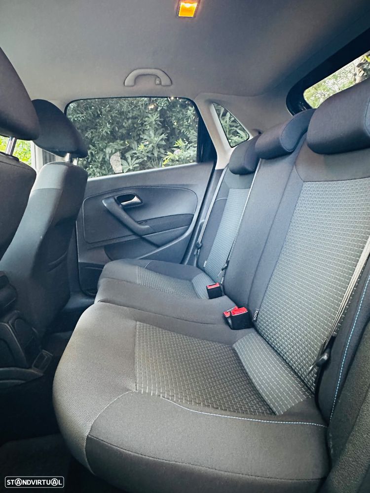 VW Polo 1.4 TDi BlueMotion - 28