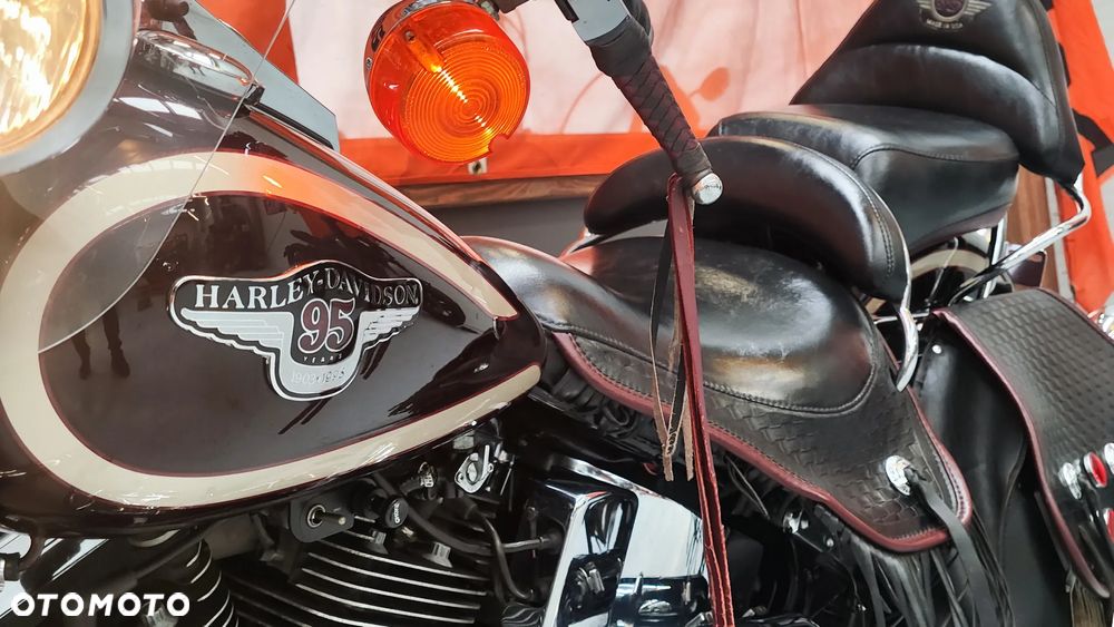 Harley-Davidson Softail Springer Classic - 26