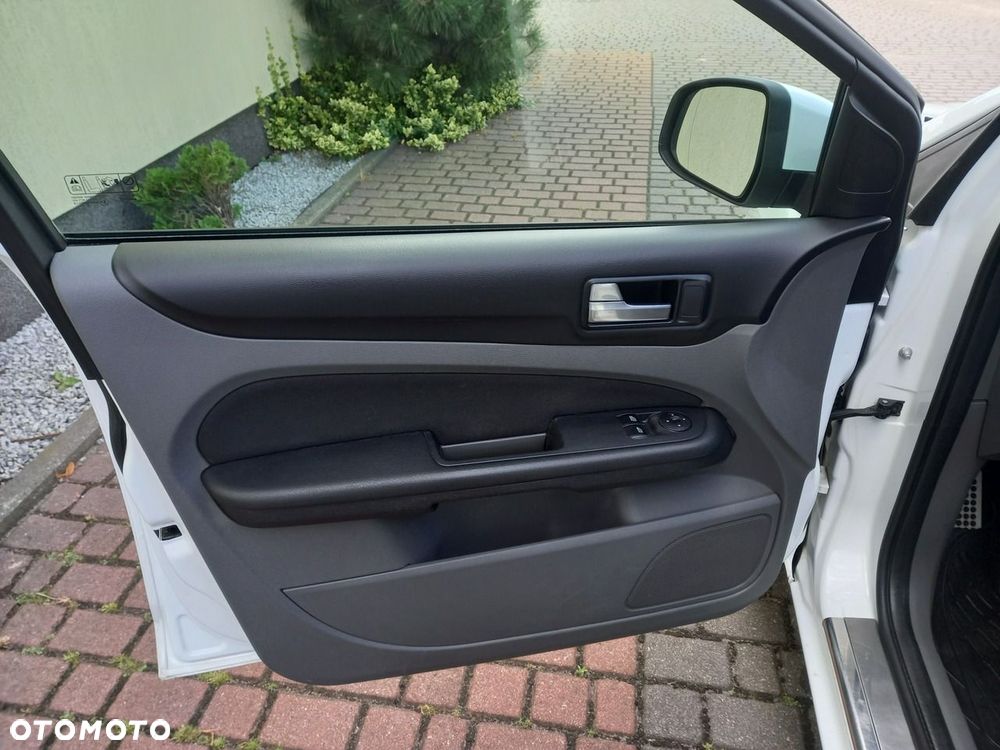 Ford Focus 1.6 TDCi Titanium - 30