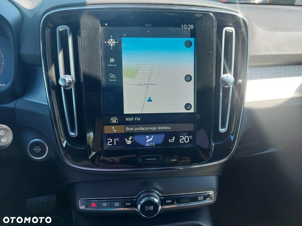 Volvo XC 40 - 21