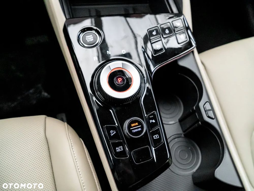 Kia Sportage 1.6 T-GDI HEV Business Line 4WD - 27