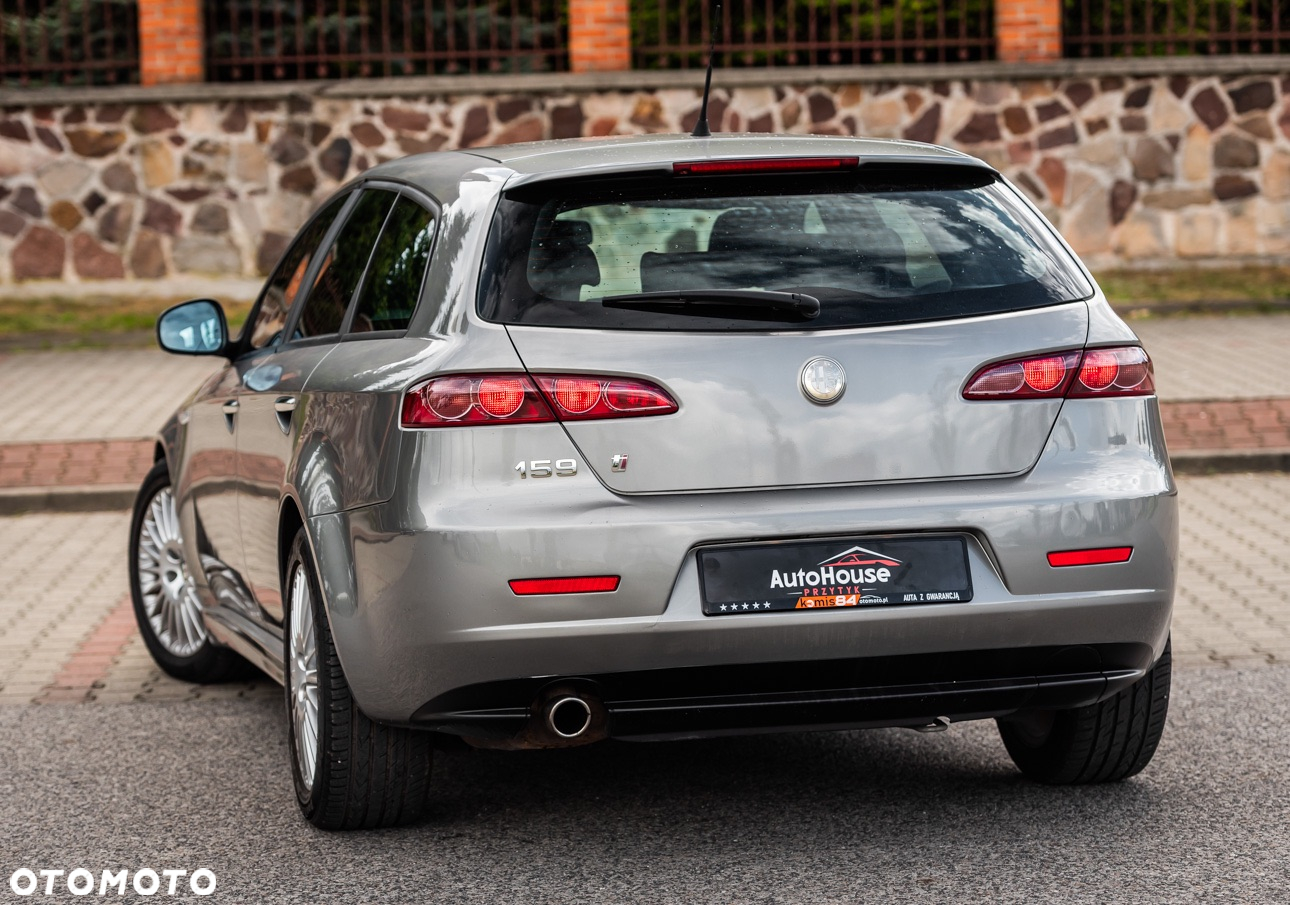 Alfa Romeo 159 1.9JTDM ti - 12