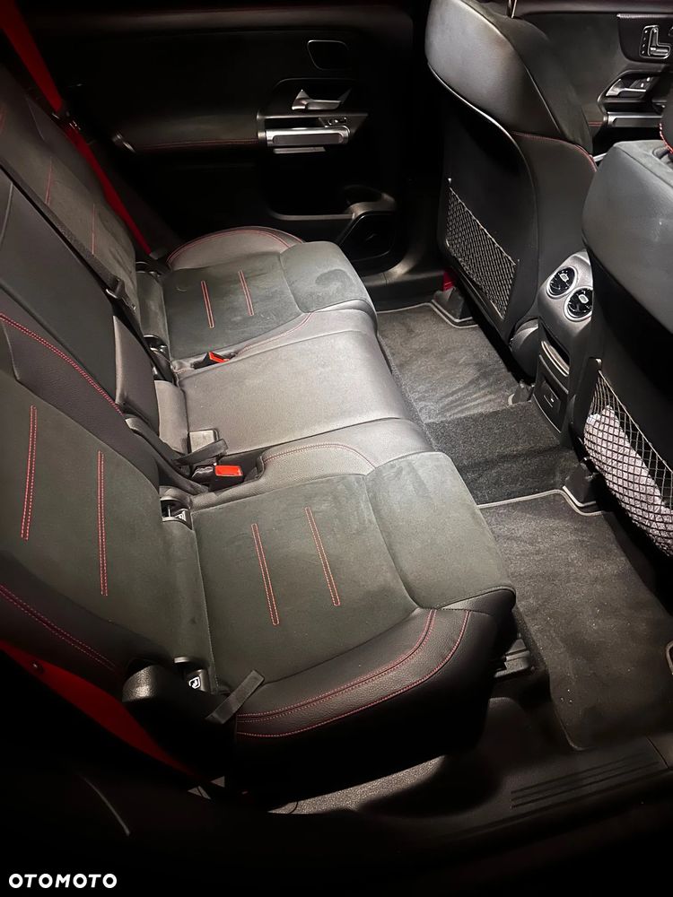 Mercedes-Benz GLB - 5