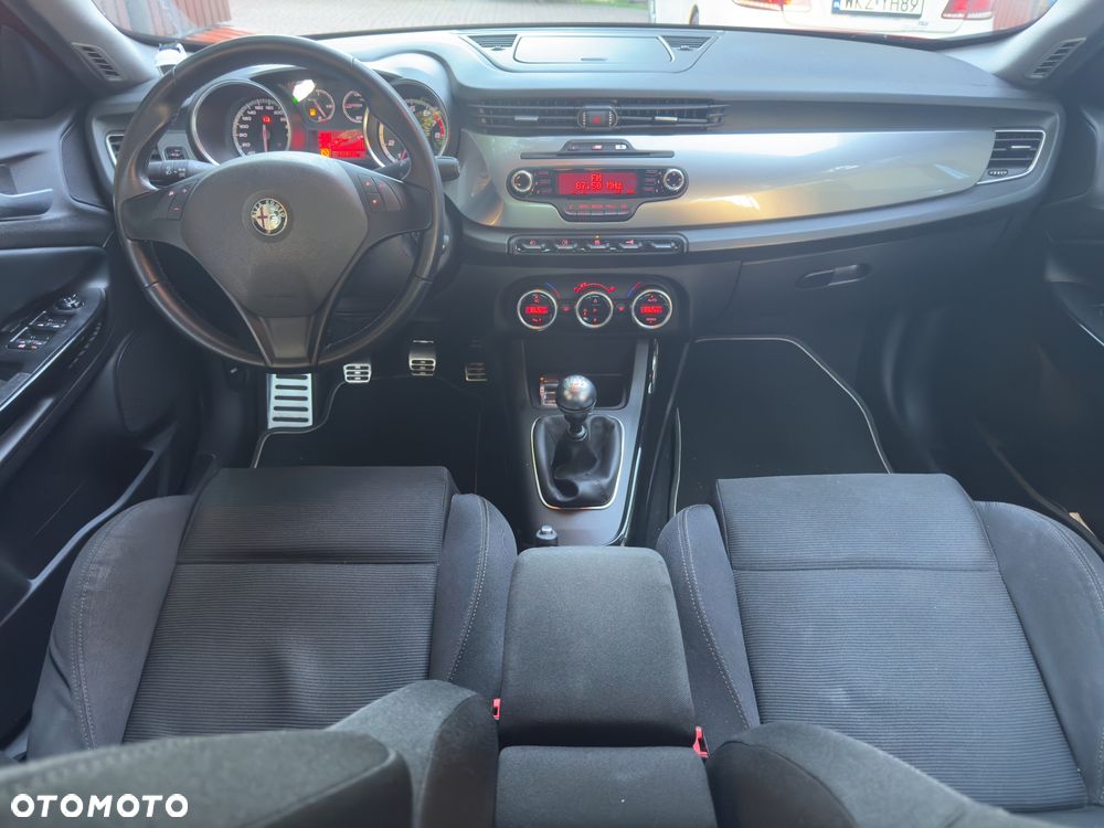 Alfa Romeo Giulietta - 11