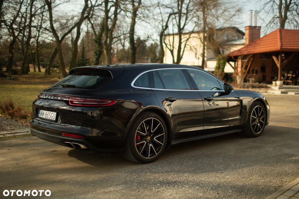 Porsche Panamera Turbo - 6