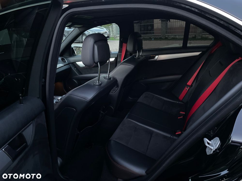 Mercedes-Benz Klasa C - 30